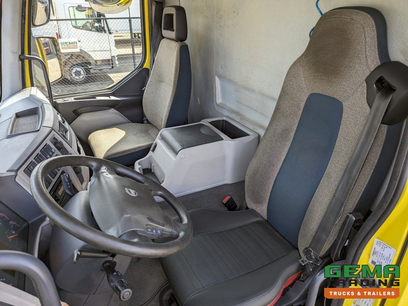 Truk box Volvo FL 250 4x2 Daycab Euro6 14Ton - GeslotenBak 6M + Laadklep 2000KG - Zijdeuren: gambar 14
