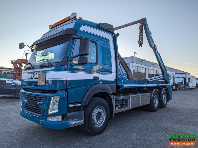 Volvo FM 460 6x2/4 Globetrotter Euro6 - JOAB PortaalSysteem 18T - Uitschuifbaar - Afstandbediening - VangmuilKoppeling - Truk skip loader: gambar 1 Volvo FM 460 6x2/4 Globetrotter Euro6 - JOAB PortaalSysteem 18T - Uitschuifbaar - Afstandbediening - VangmuilKoppeling - Truk skip loader: gambar 1