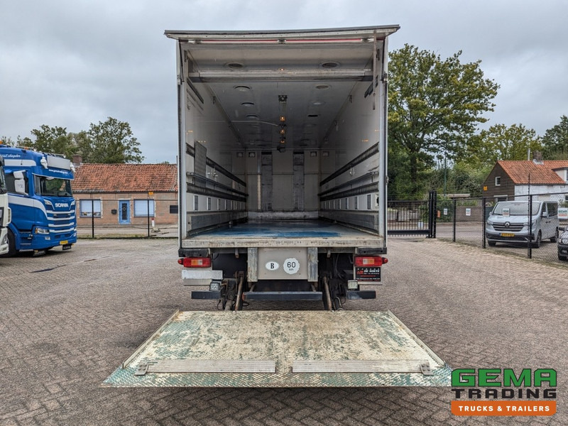 Volvo FM330 4x2 Daycab Euro5 KuikenBak 8.2m + Webasto Heater + Dhollandia 2000KG (V799) - Truk berpendingin: gambar 5 Volvo FM330 4x2 Daycab Euro5 KuikenBak 8.2m + Webasto Heater + Dhollandia 2000KG (V799) - Truk berpendingin: gambar 5