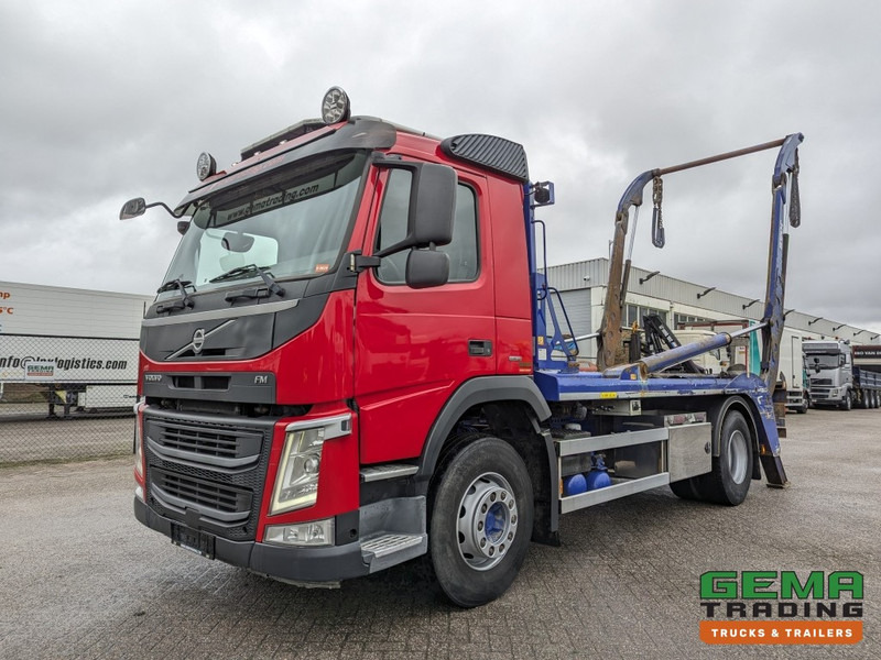 Volvo FM330 4x2 Daycab Euro6 JOAB PortaalSysteem 14T - Extendable - 251.000km - Truk skip loader: gambar 1 Volvo FM330 4x2 Daycab Euro6 JOAB PortaalSysteem 14T - Extendable - 251.000km - Truk skip loader: gambar 1