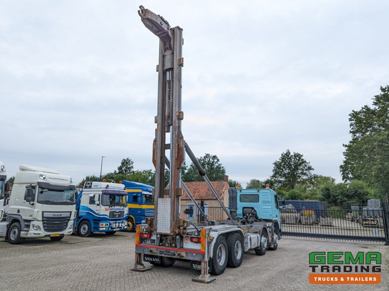Volvo FMX410 8x4 /4 Daycab Euro5 - Haakarm 25T - CementSilo - RadioGrafisch - Hydr. Steunpoten - NaafReductie - Hook lift: gambar 3 Volvo FMX410 8x4 /4 Daycab Euro5 - Haakarm 25T - CementSilo - RadioGrafisch - Hydr. Steunpoten - NaafReductie - Hook lift: gambar 3