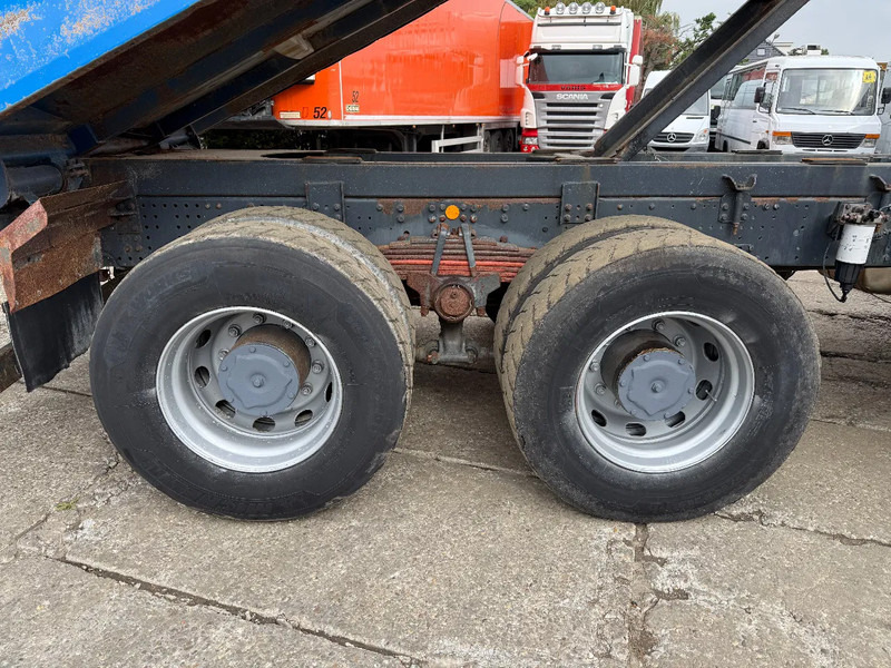 Iveco Trakker 360 6X4 Tipper Spring/Spring ZF Manual gear - Truk jungkit: gambar 5 Iveco Trakker 360 6X4 Tipper Spring/Spring ZF Manual gear - Truk jungkit: gambar 5