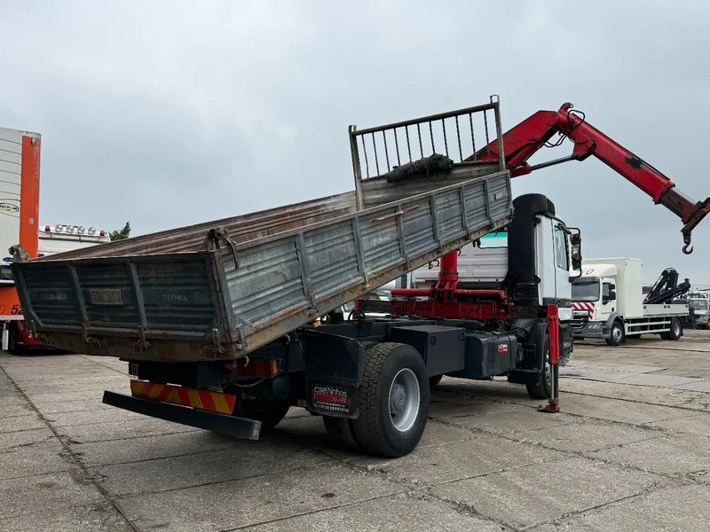 Mercedes-Benz Actros 1831 V6 4X2 Tipper + crane EPS Manual Gearbox 3 peddal - Truk jungkit, Truk derek: gambar 4 Mercedes-Benz Actros 1831 V6 4X2 Tipper + crane EPS Manual Gearbox 3 peddal - Truk jungkit, Truk derek: gambar 4
