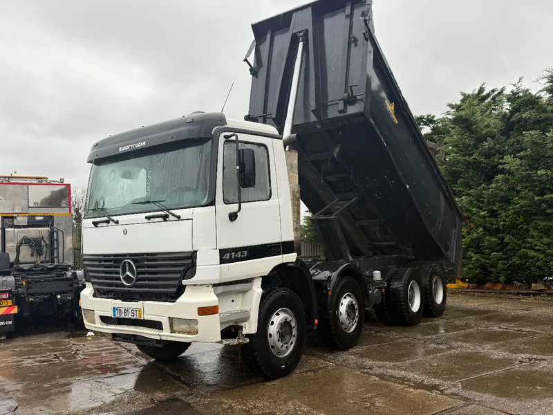 Mercedes-Benz Actros 4143 V6 8X4 Tipper Spring/Spring MP1 Manual Gear - Truk jungkit: gambar 2 Mercedes-Benz Actros 4143 V6 8X4 Tipper Spring/Spring MP1 Manual Gear - Truk jungkit: gambar 2