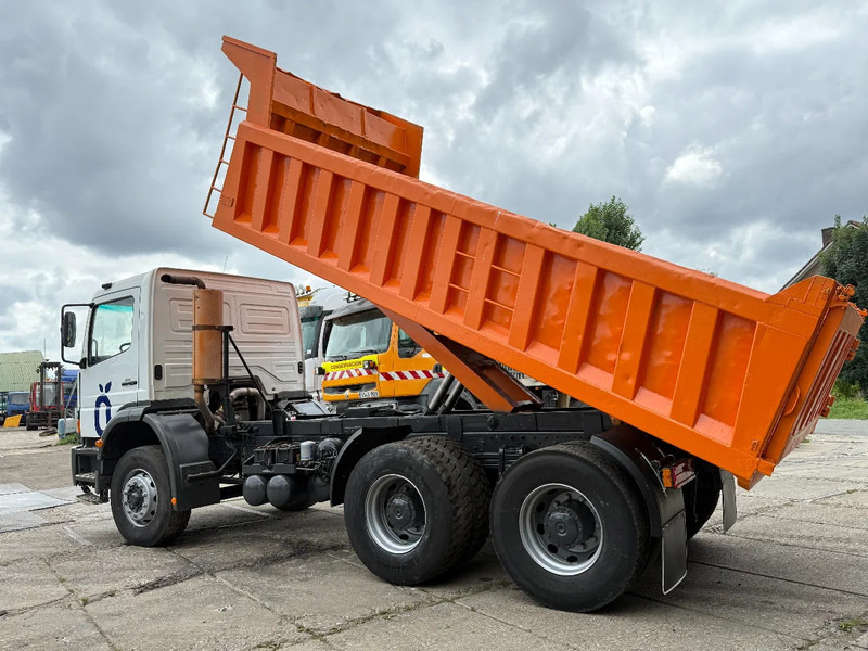 Mercedes-Benz Atego 2628 6X4 Tipper Spring/Spring Manual Gearbox - Truk jungkit: gambar 3 Mercedes-Benz Atego 2628 6X4 Tipper Spring/Spring Manual Gearbox - Truk jungkit: gambar 3