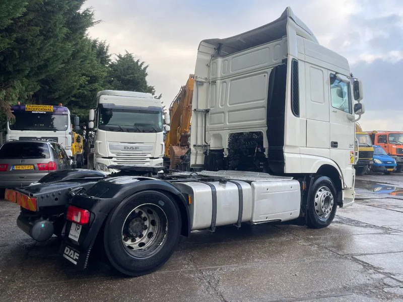 DAF XF 106.460 4X2 Tractor-unit Spring/Air Retarder Euro6 - Tractor head: gambar 4 DAF XF 106.460 4X2 Tractor-unit Spring/Air Retarder Euro6 - Tractor head: gambar 4