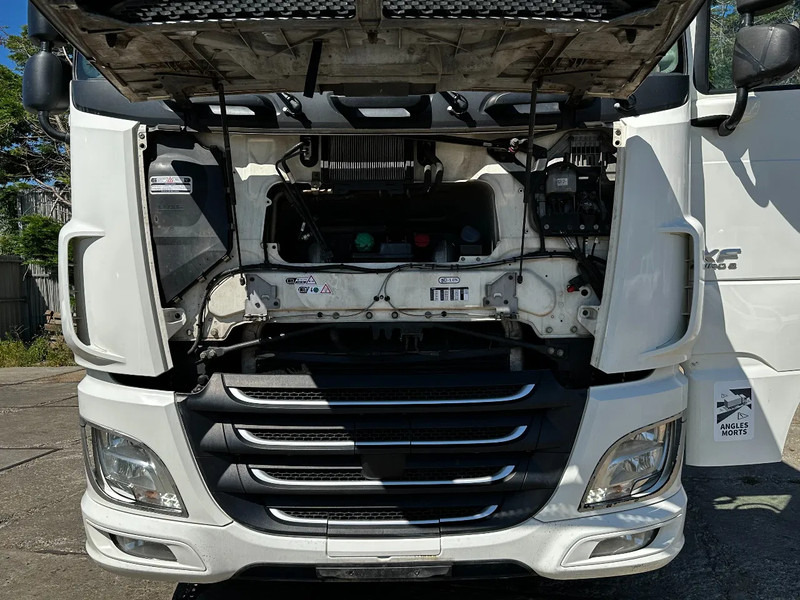 Tractor head DAF XF 460 4X2 Tractor-unit Spring/Air Retarder ACC Euro6: gambar 14 Tractor head DAF XF 460 4X2 Tractor-unit Spring/Air Retarder ACC Euro6: gambar 14