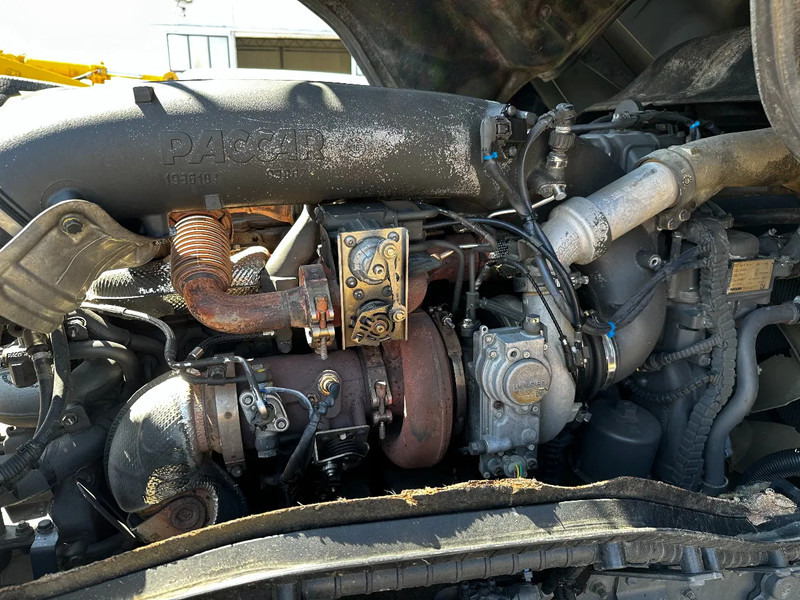 Tractor head DAF XF 460 4X2 Tractor-unit Spring/Air Retarder ACC Euro6: gambar 16 Tractor head DAF XF 460 4X2 Tractor-unit Spring/Air Retarder ACC Euro6: gambar 16