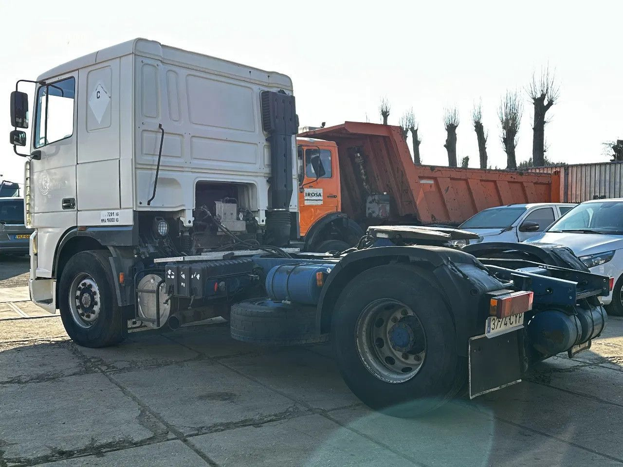 DAF XF 95.380 4X2 Tractor-unit Spring/Air ZF Manual DAF XF 95.380 4X2 Tractor-unit Spring/Air ZF Manual - Tractor head: gambar 3 DAF XF 95.380 4X2 Tractor-unit Spring/Air ZF Manual DAF XF 95.380 4X2 Tractor-unit Spring/Air ZF Manual - Tractor head: gambar 3