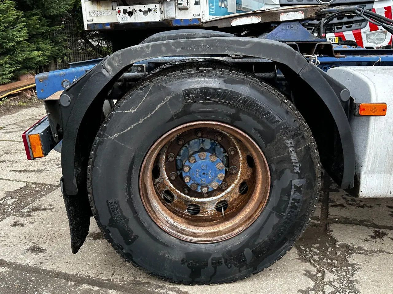 DAF XF 95.380 4X2 Tractor-unit Spring/Air ZF Manual DAF XF 95.380 4X2 Tractor-unit Spring/Air ZF Manual - Tractor head: gambar 5 DAF XF 95.380 4X2 Tractor-unit Spring/Air ZF Manual DAF XF 95.380 4X2 Tractor-unit Spring/Air ZF Manual - Tractor head: gambar 5
