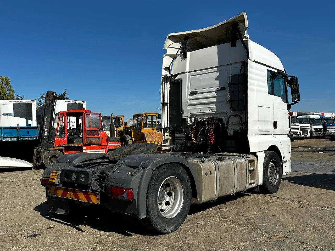 MAN TGX 18.480 4X2 Tractor-unit Spring/Air Retarder - Tractor head: gambar 4 MAN TGX 18.480 4X2 Tractor-unit Spring/Air Retarder - Tractor head: gambar 4