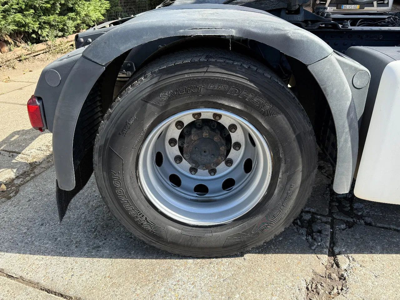MAN TGX 18.480 4X2 Tractor-unit Spring/Air Retarder - Tractor head: gambar 5 MAN TGX 18.480 4X2 Tractor-unit Spring/Air Retarder - Tractor head: gambar 5
