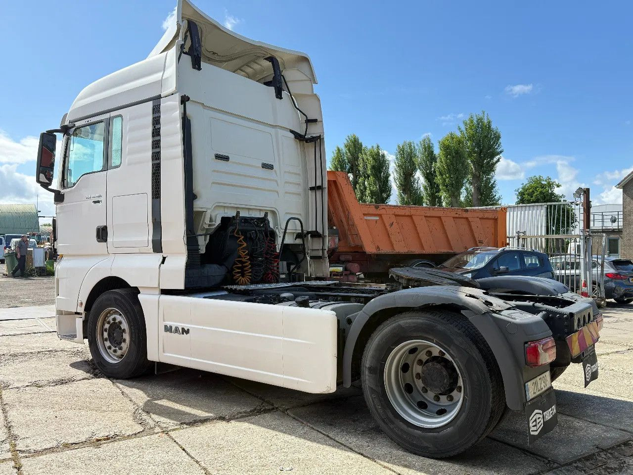 MAN TGX 18.480 4X2 Tractor-unit Spring/Air Retarder - Tractor head: gambar 3 MAN TGX 18.480 4X2 Tractor-unit Spring/Air Retarder - Tractor head: gambar 3