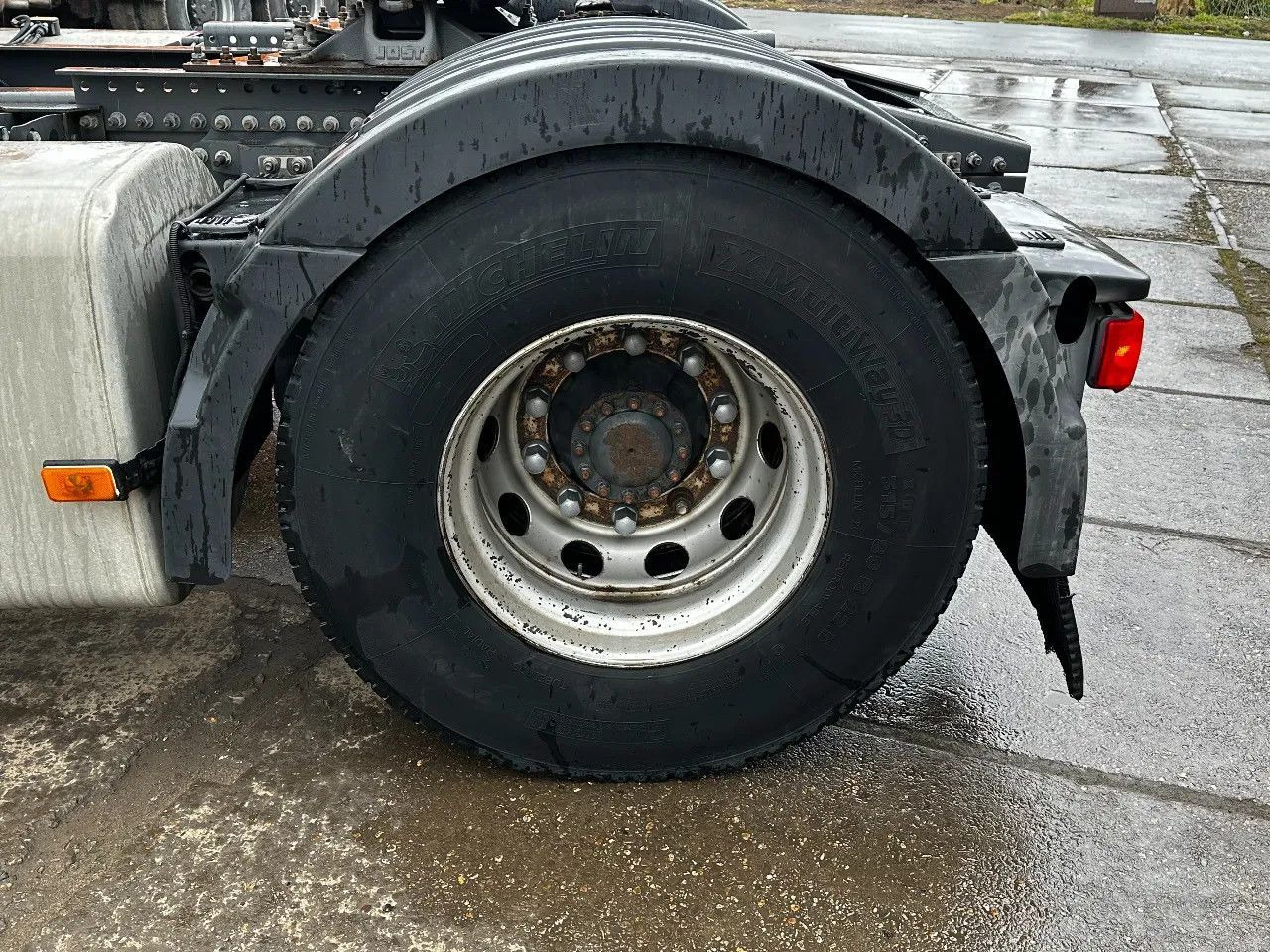 Renault T460 4X2 Tractor-unit Spring/Air Retarder D11 En - Tractor head: gambar 5 Renault T460 4X2 Tractor-unit Spring/Air Retarder D11 En - Tractor head: gambar 5