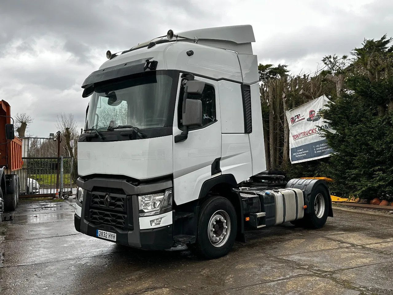 Renault T460 4X2 Tractor-unit Spring/Air Retarder D11 En - Tractor head: gambar 2 Renault T460 4X2 Tractor-unit Spring/Air Retarder D11 En - Tractor head: gambar 2