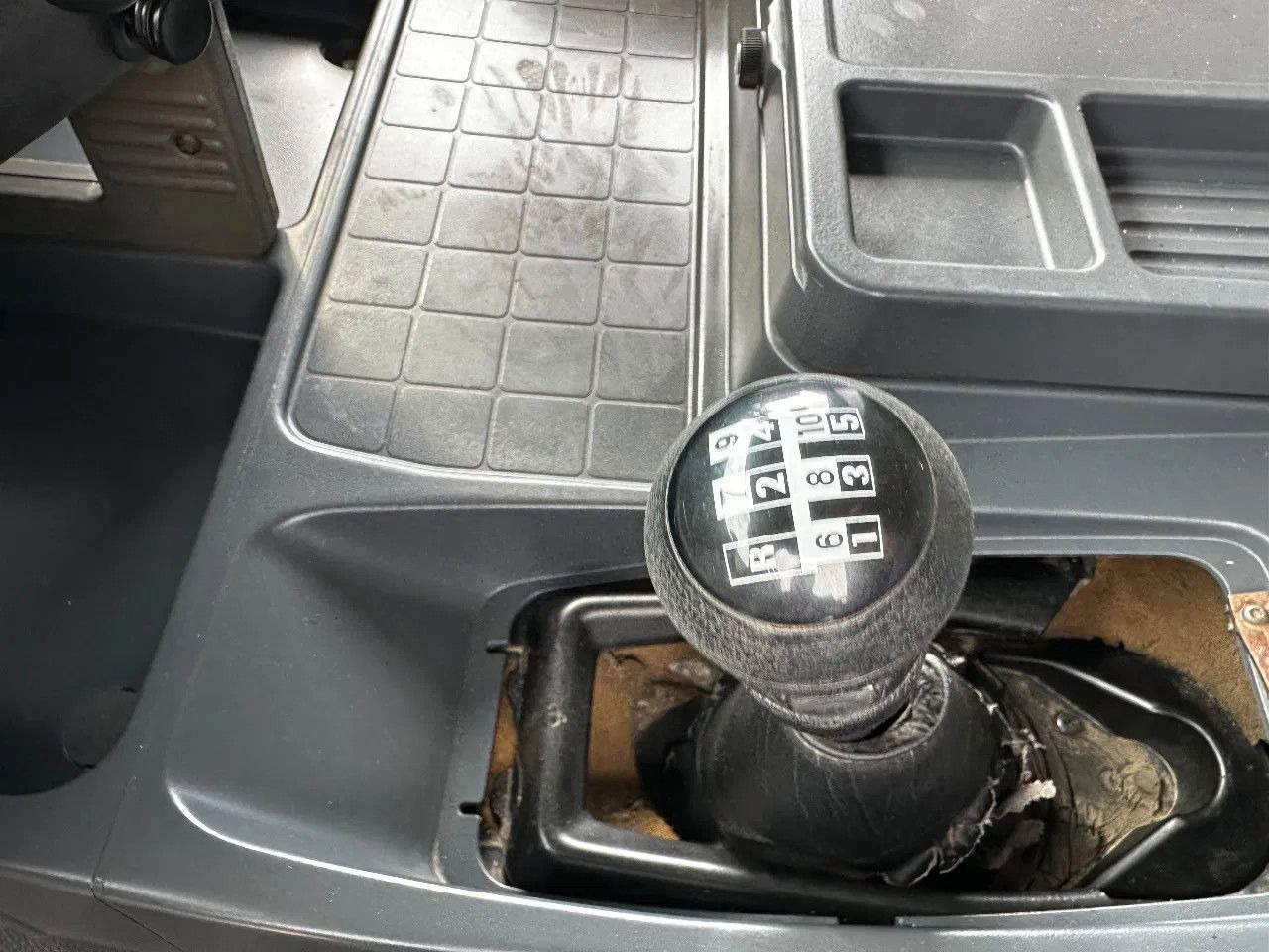 Tractor head Scania R113-360 4X2 Tractor-unit Spring/Air Manual Gear: gambar 13