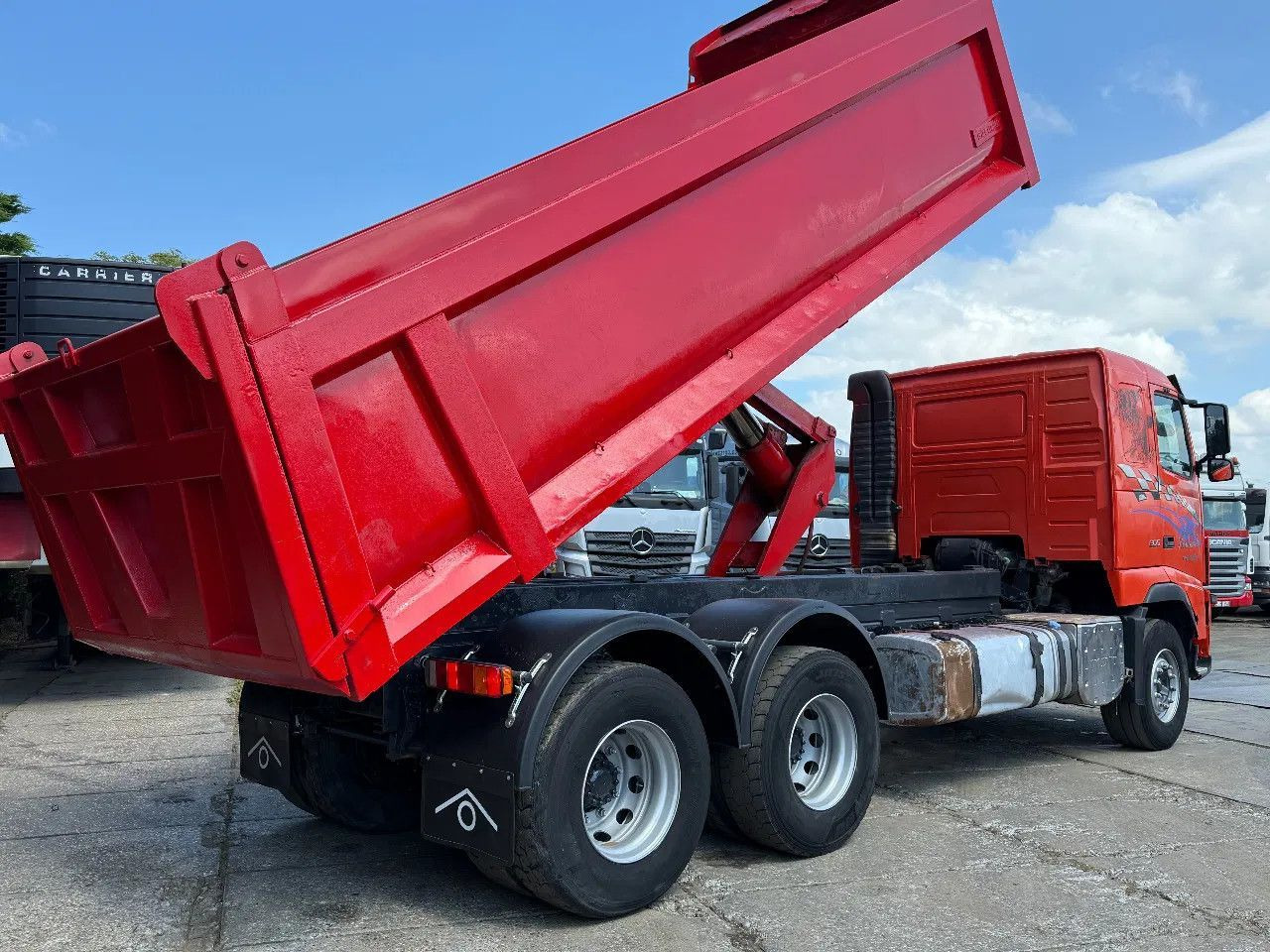 Volvo FH 16.600 6X4 Tipper Spring/Spring Euro5 - Truk jungkit: gambar 4 Volvo FH 16.600 6X4 Tipper Spring/Spring Euro5 - Truk jungkit: gambar 4