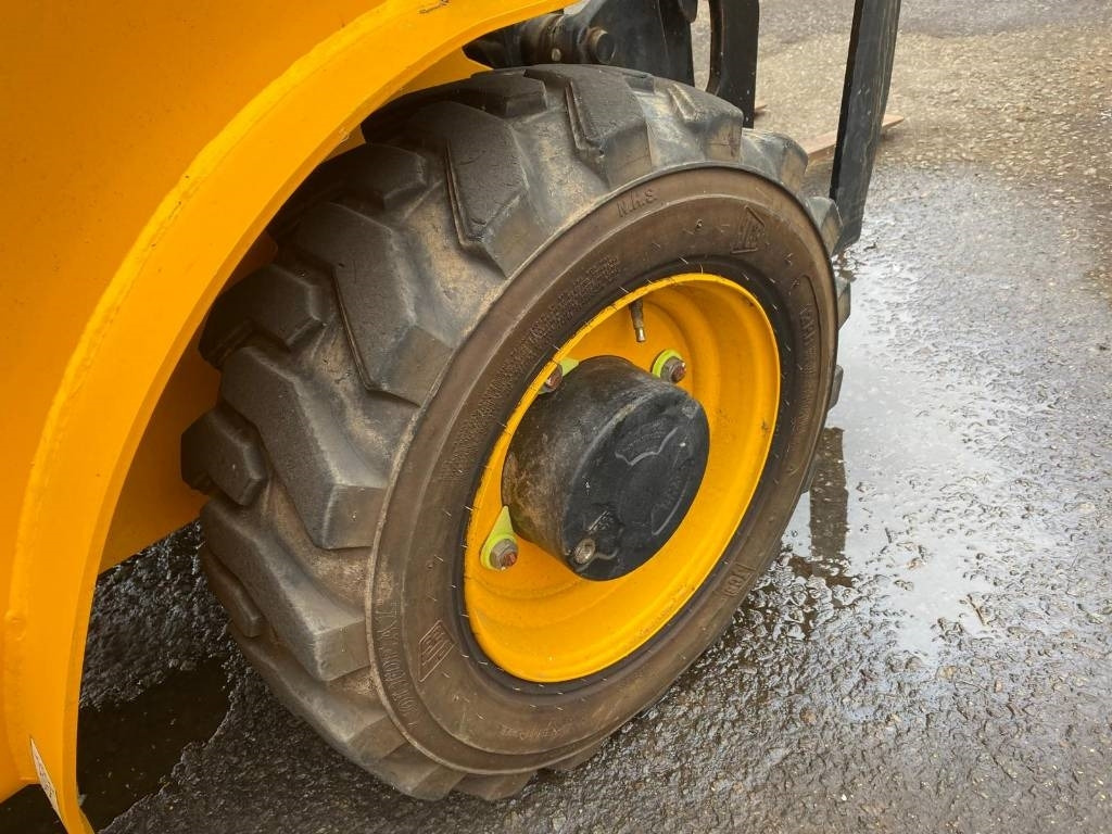 Telehandler JCB 520-40: gambar 13