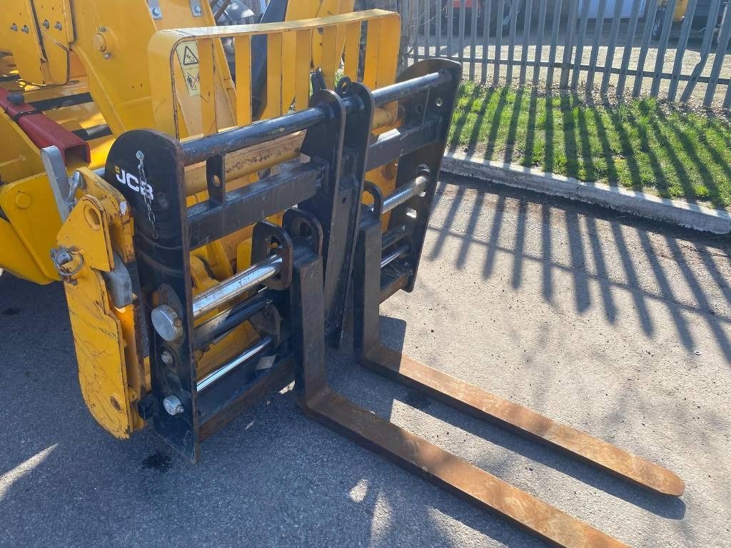 Telehandler JCB 535-125: gambar 26 Telehandler JCB 535-125: gambar 26