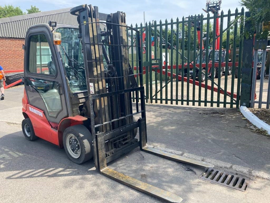 Manitou Mi25D - Forklift diesel: gambar 1 Manitou Mi25D - Forklift diesel: gambar 1