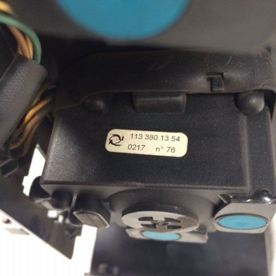 2-way hydraulic control lever - Sistem listrik untuk Peralatan untuk menangani material: gambar 3 2-way hydraulic control lever - Sistem listrik untuk Peralatan untuk menangani material: gambar 3
