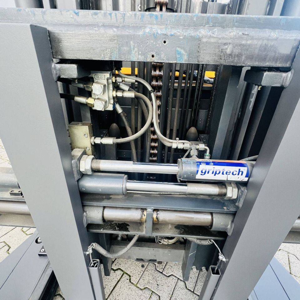 Atlet 250DTFVRF900UFS - Loader empat arah: gambar 4 Atlet 250DTFVRF900UFS - Loader empat arah: gambar 4