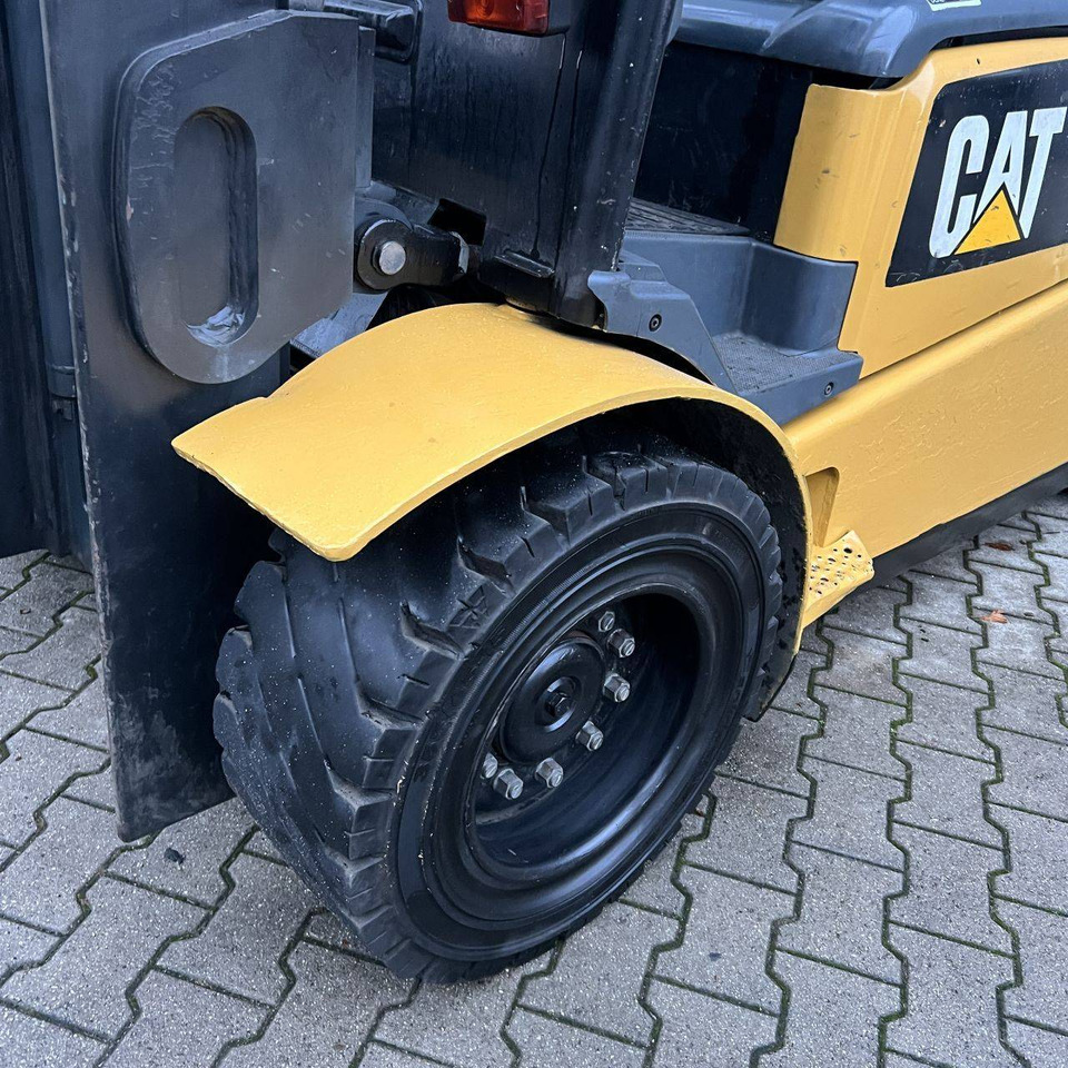 Forklift listrik Caterpillar EP50: gambar 15