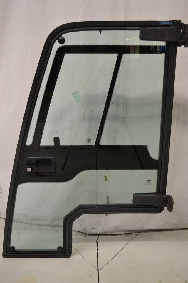 Complete set Nissan TX steel Cabin - Pintu dan bagian untuk Peralatan untuk menangani material: gambar 5 Complete set Nissan TX steel Cabin - Pintu dan bagian untuk Peralatan untuk menangani material: gambar 5