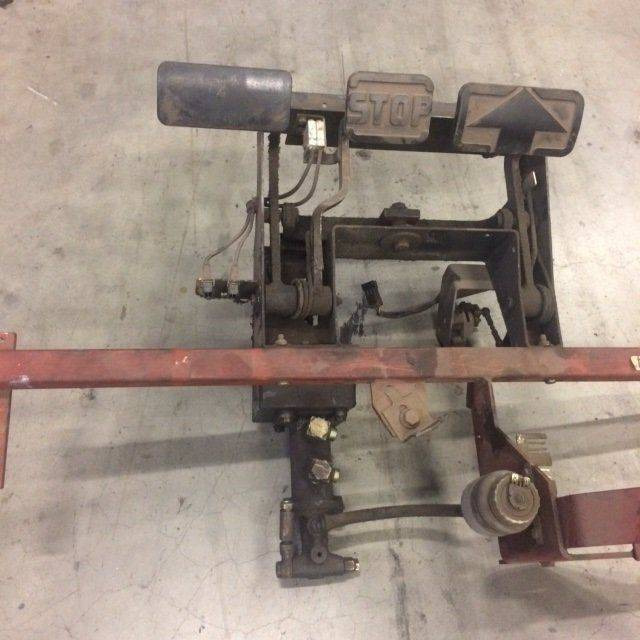 Foot Pedal for Linde E35P, Series 337 - Pedal untuk Peralatan untuk menangani material: gambar 2 Foot Pedal for Linde E35P, Series 337 - Pedal untuk Peralatan untuk menangani material: gambar 2