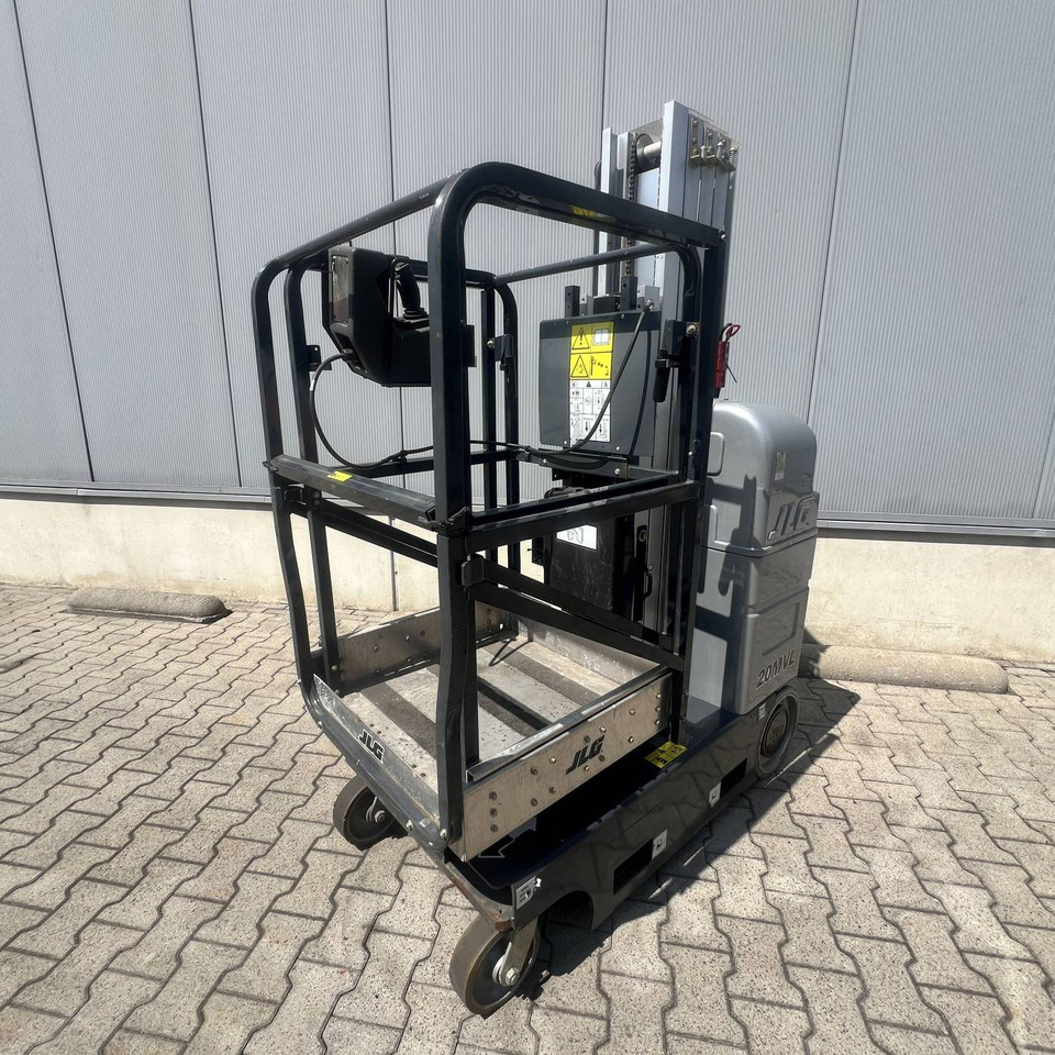 JLG 20MVL - Lift tiang vertikal: gambar 2 JLG 20MVL - Lift tiang vertikal: gambar 2