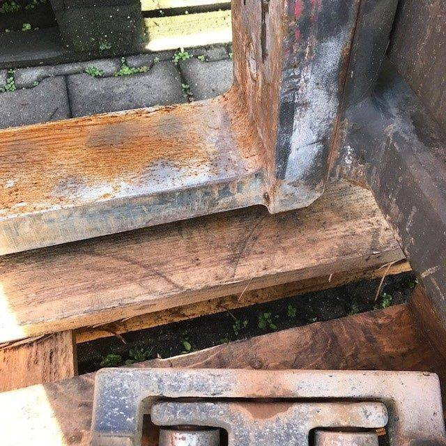 Kaup Fork clamp with separate side shift - Klem: gambar 4 Kaup Fork clamp with separate side shift - Klem: gambar 4