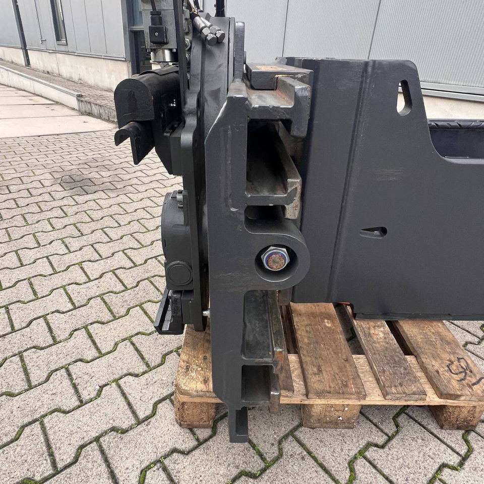 Kaup rotating baleclamp 4.8T493 - Klem: gambar 5 Kaup rotating baleclamp 4.8T493 - Klem: gambar 5