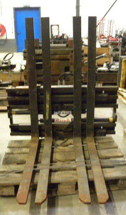 Kaup Double pallet handler - Lampiran: gambar 1 Kaup Double pallet handler - Lampiran: gambar 1