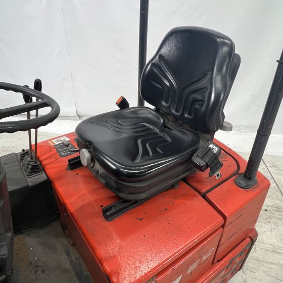 Linde E12 (324) - Forklift listrik: gambar 4 Linde E12 (324) - Forklift listrik: gambar 4