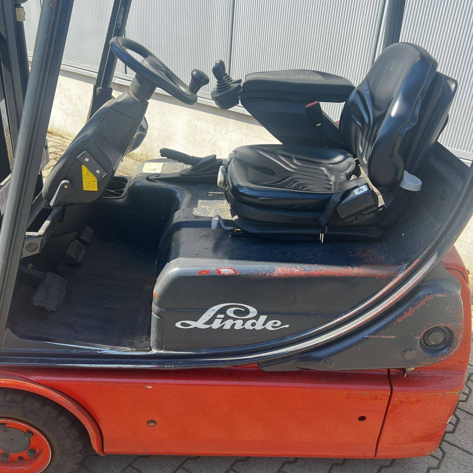 Linde E14 (335-02) - Forklift listrik: gambar 3 Linde E14 (335-02) - Forklift listrik: gambar 3