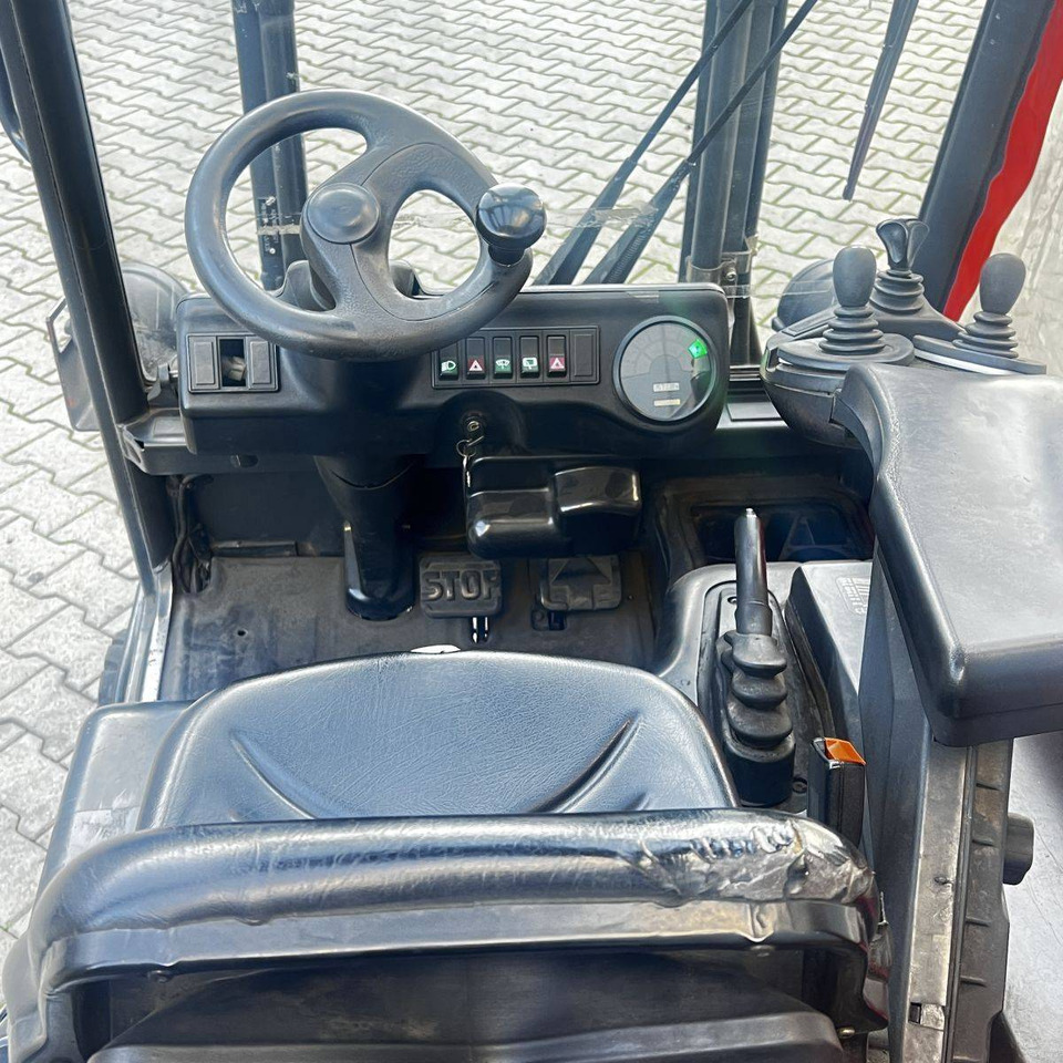 Linde E14 (335-02) - Forklift listrik: gambar 5 Linde E14 (335-02) - Forklift listrik: gambar 5