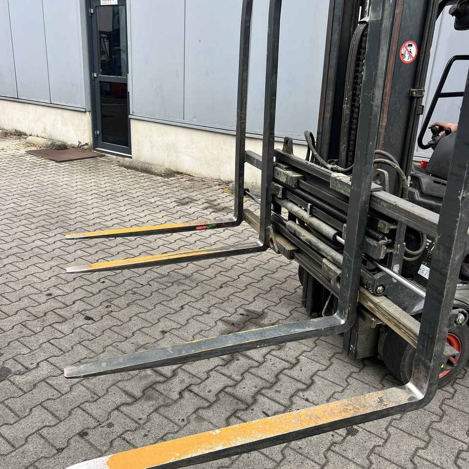 Forklift listrik Linde E16 (386): gambar 11