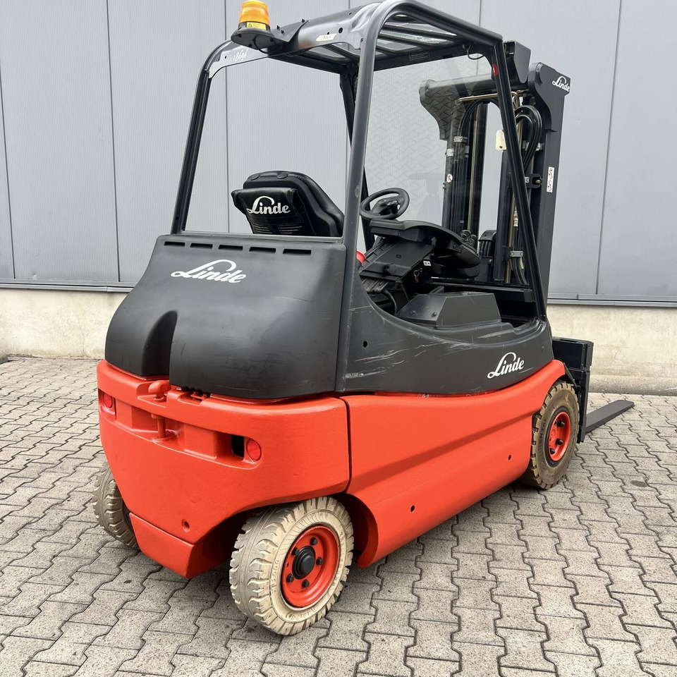 Linde E25 (336-02) - Forklift listrik: gambar 2 Linde E25 (336-02) - Forklift listrik: gambar 2