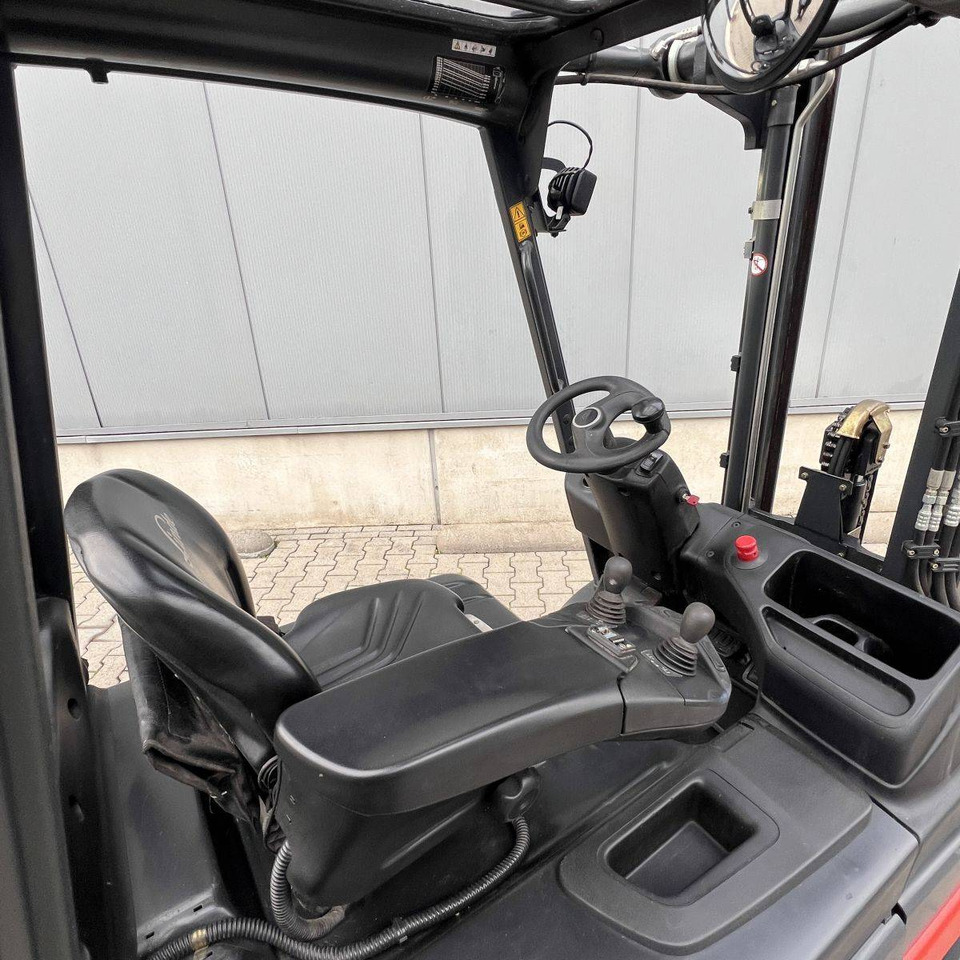 Linde E25 (387) - Forklift listrik: gambar 4 Linde E25 (387) - Forklift listrik: gambar 4