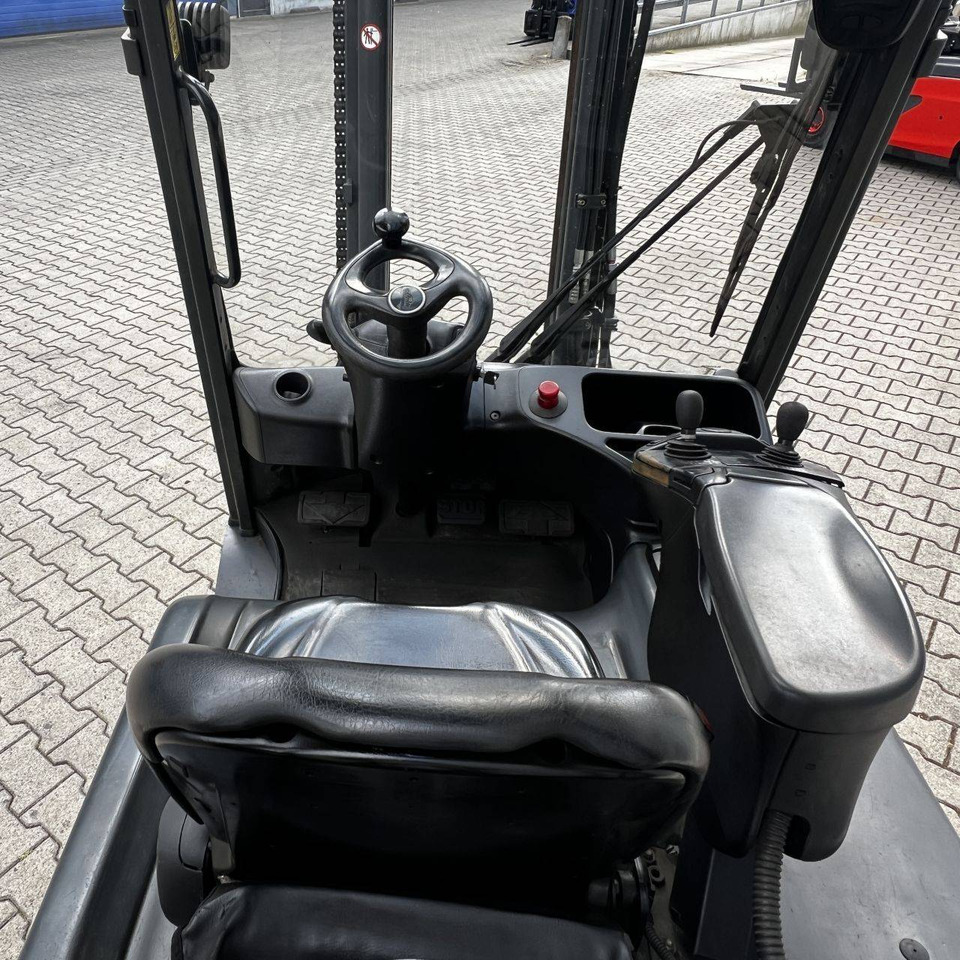 Linde E25L (387) - Forklift listrik: gambar 5 Linde E25L (387) - Forklift listrik: gambar 5