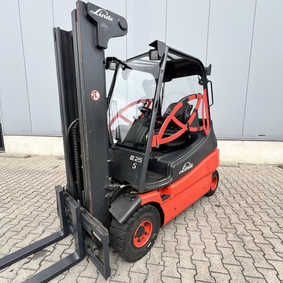 Linde E25S (336-03) - Forklift listrik: gambar 1 Linde E25S (336-03) - Forklift listrik: gambar 1