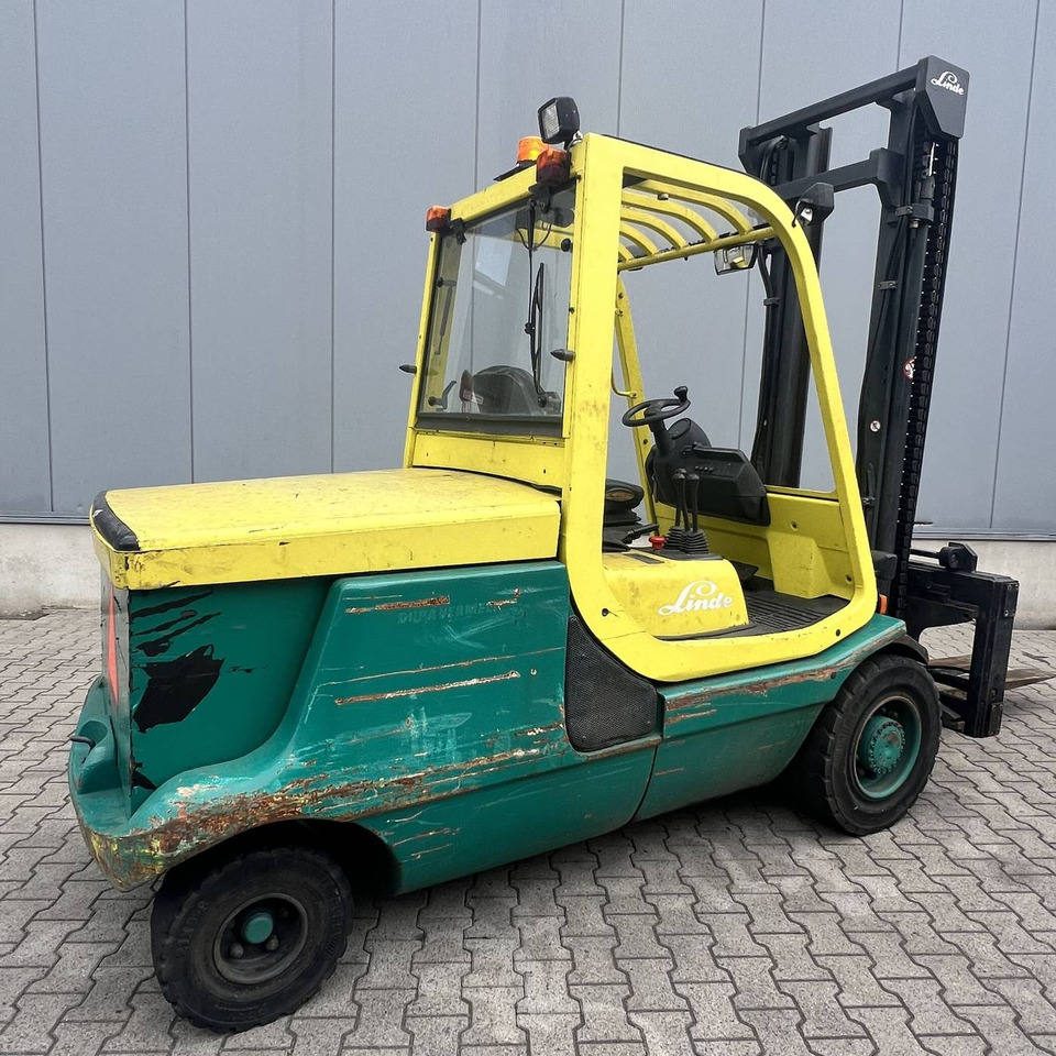 Linde E48P (337) - Forklift listrik: gambar 2 Linde E48P (337) - Forklift listrik: gambar 2