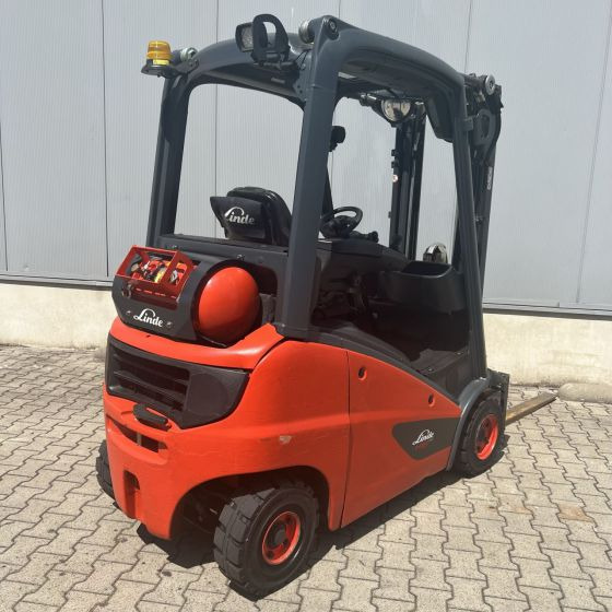 Linde H18T (391-02) EVO - Forklift LPG: gambar 2 Linde H18T (391-02) EVO - Forklift LPG: gambar 2
