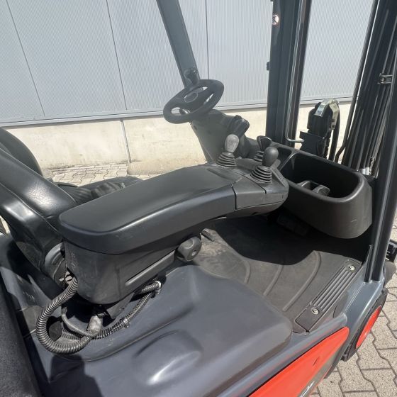Linde H18T (391-02) EVO - Forklift LPG: gambar 3 Linde H18T (391-02) EVO - Forklift LPG: gambar 3