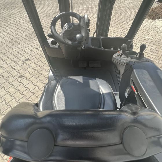 Linde H18T (391-02) EVO - Forklift LPG: gambar 5 Linde H18T (391-02) EVO - Forklift LPG: gambar 5