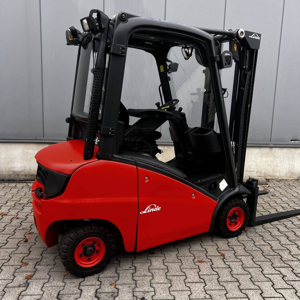 Linde H20D (391) - Forklift diesel: gambar 2 Linde H20D (391) - Forklift diesel: gambar 2