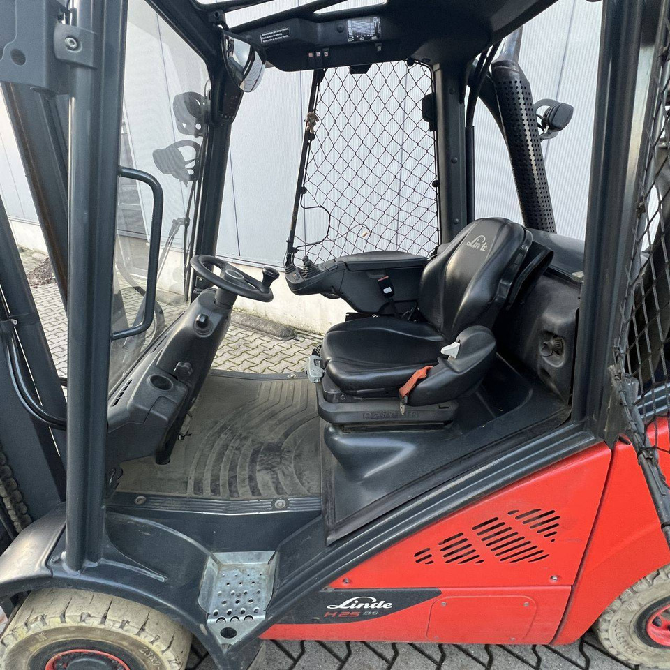 Linde H25T-02 (392) EVO - Forklift LPG: gambar 4 Linde H25T-02 (392) EVO - Forklift LPG: gambar 4