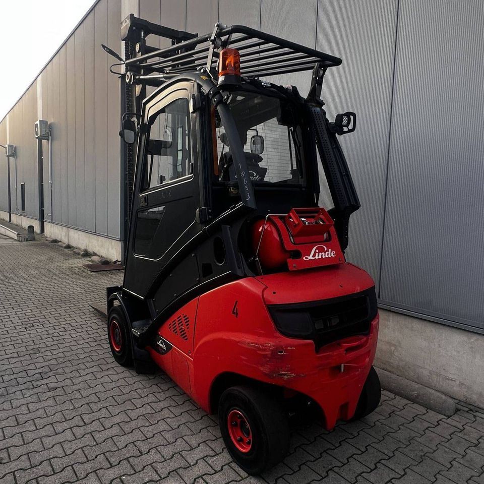 Linde H35T (393-02) EVO - Forklift LPG: gambar 4 Linde H35T (393-02) EVO - Forklift LPG: gambar 4