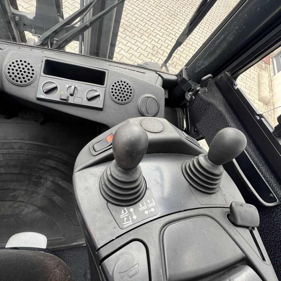 Forklift diesel Linde H40D (394-02) EVO: gambar 9 Forklift diesel Linde H40D (394-02) EVO: gambar 9