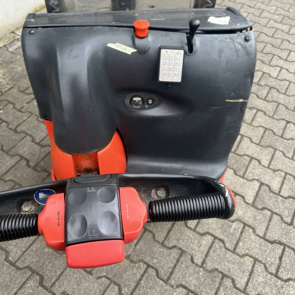 Linde L10 (379) - Penumpuk: gambar 4 Linde L10 (379) - Penumpuk: gambar 4